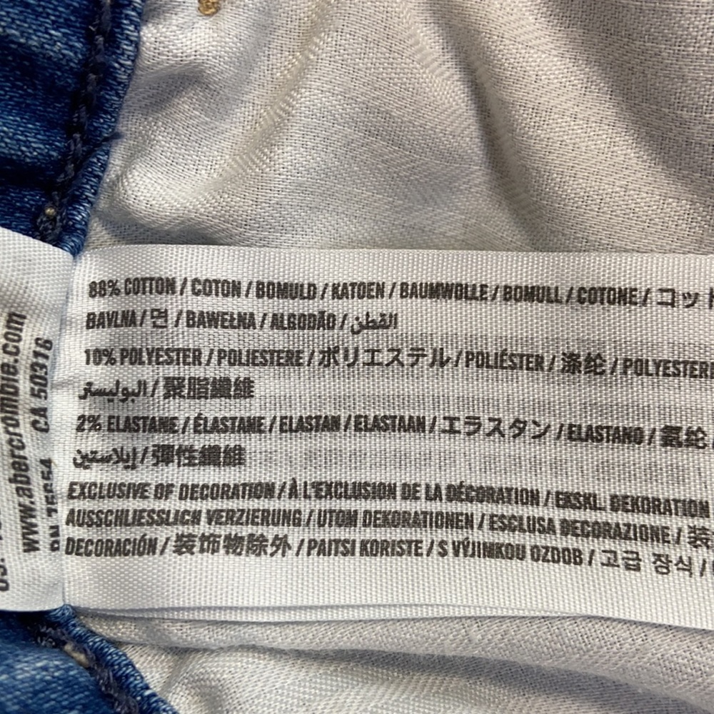 Abercrombie and Fitch Women Distressed Jean Sz. 28 - Picture 6 of 6